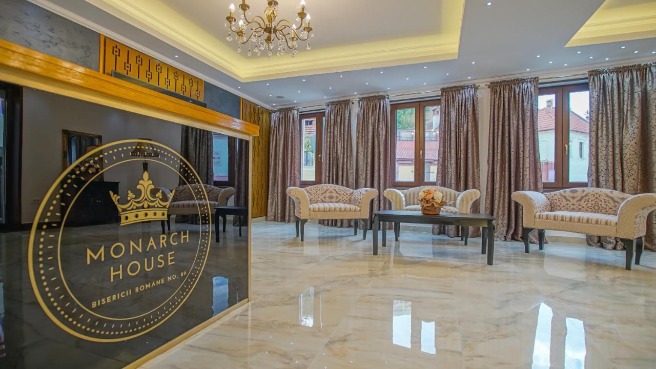 ホテル Monarch House ブラショフ エクステリア 写真